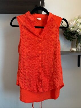 Anthropologie Tiny brand Sleeveless Embroidered Red Women's Button top Tie Waist